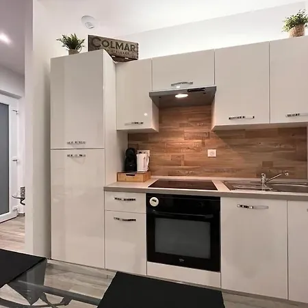 Studio Avec Entree Independante A 10 Km De Colmar