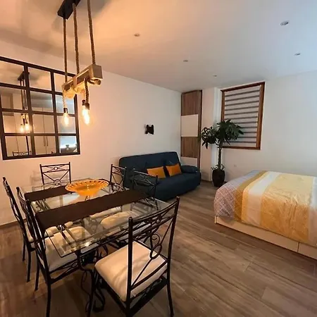 Апартаменты Studio Avec Entree Independante A 10 Km De Colmar *